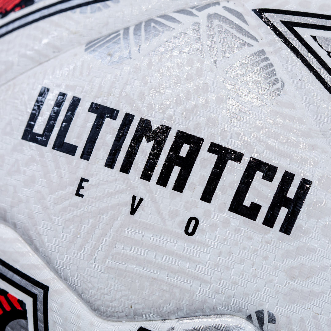 Mitre Ultimatch Evo 24 football - White